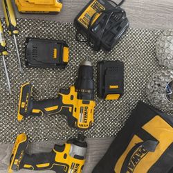 Dewalt Tools Set