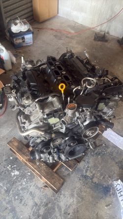 Q50 Engine twin turbo