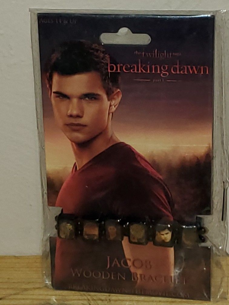 The Twilight Saga Breaking Dawn Part One Jacob Black Wooden Bracelet By Neca! Factory Sealed!