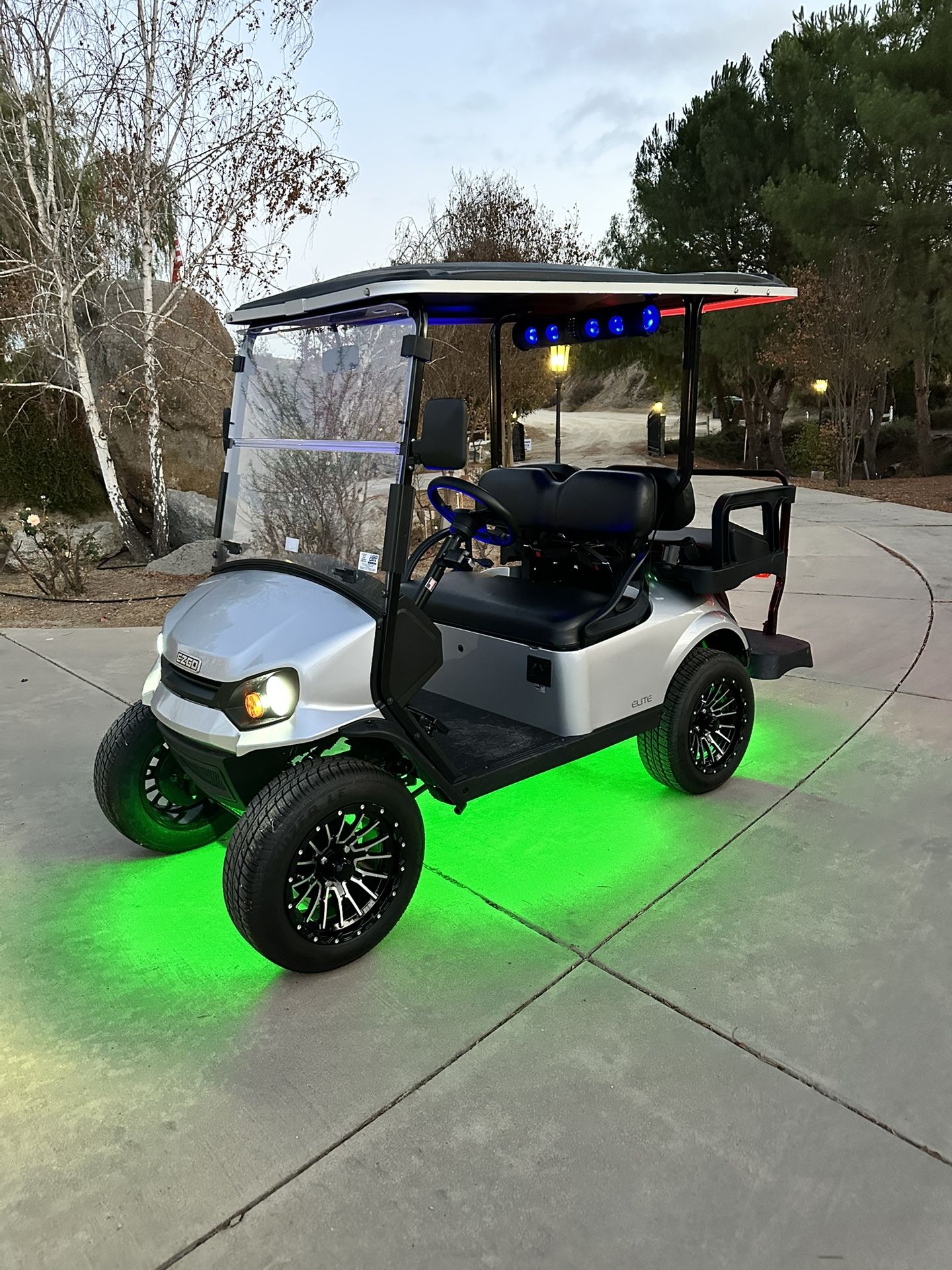 2023 EZ-GO Express S4 ELITE 2.2