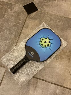 New Carbon Fiber Graphite Premium Pickleball Paddle (Original Price: $50)