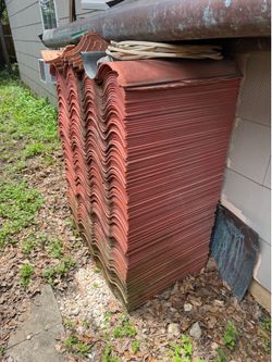Roofing tile