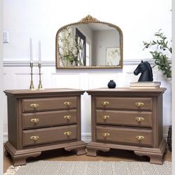 Beautiful Solid wood Transitional Nightstands End Tables 