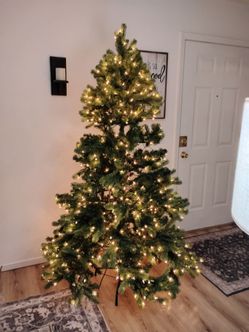 6.5 Ft Pre-Lit Christmas Tree