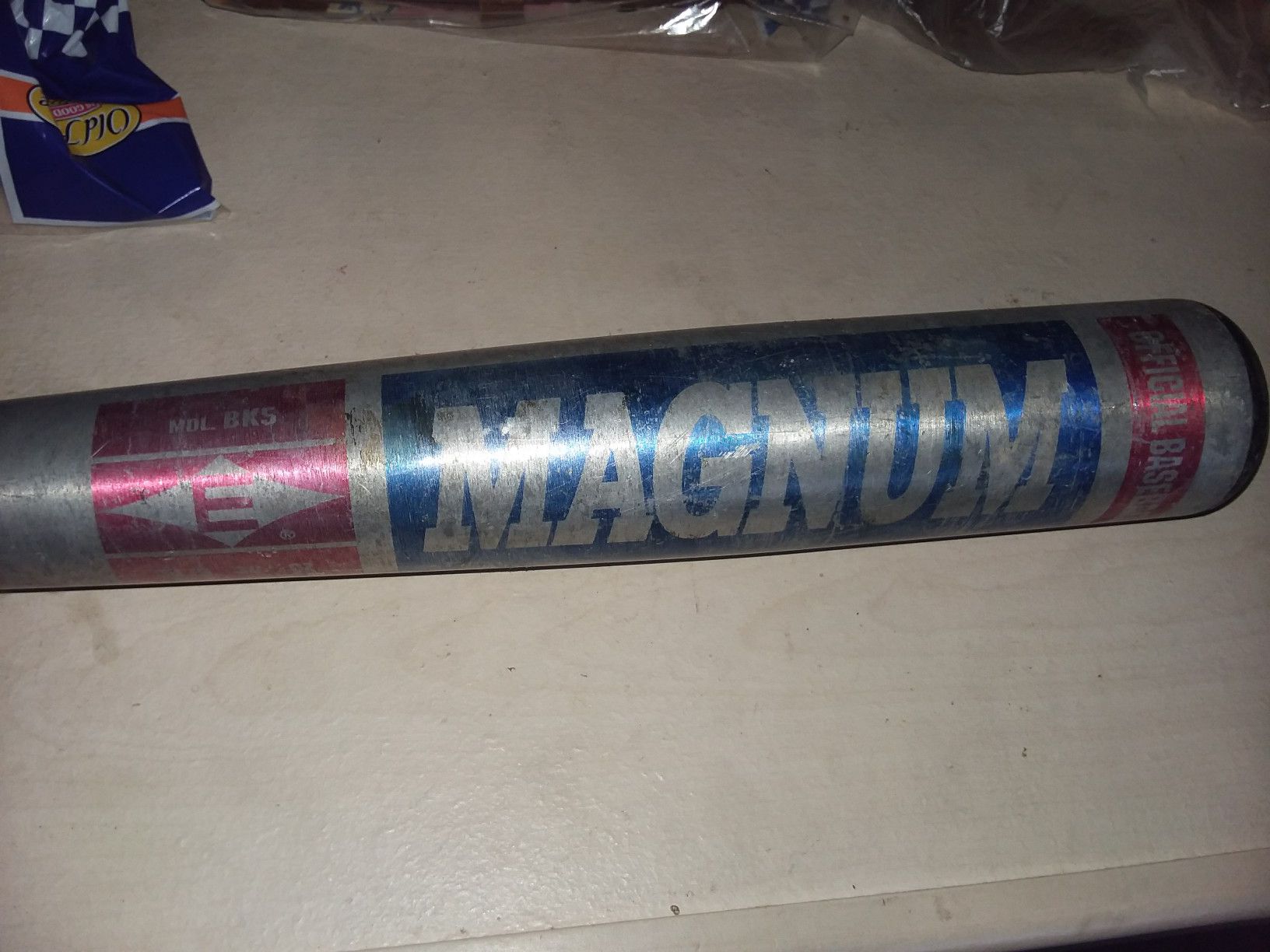 easton magnum baseball bat