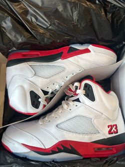Multiple sizes available Retro 5 Fire Red Black Tongue