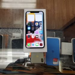IPhone X White 256GB Factory Unlocked Financing Available! 30 Days Manufacturers Warranty!