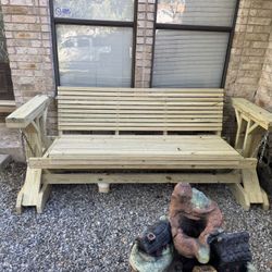 Bench Glider