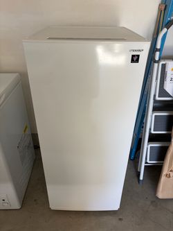 Sharp Upright Freezer White