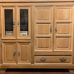 Maple Cabinet / Entertainment Center