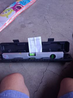 Laser level