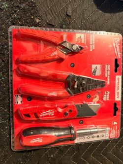 Milwaukee 4 piece hand tool set