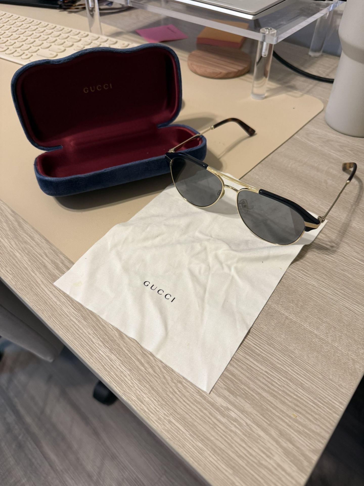 Women’s Gucci Sunglasses