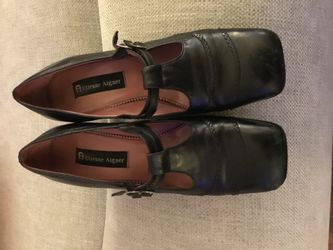 Etienne Aigner R-Yancey leather shoe Size 7