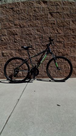 Schwinn Mountain Bike Black and Green