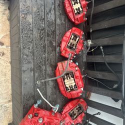 Infiniti Q50/Q60 Brakes With Pads