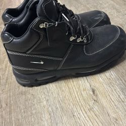 Nike Air Max Goadome Premium