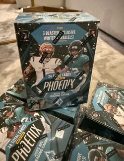 2025 Panini Phoenix NFL Football Holiday Blaster
