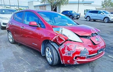 2013 Nissan Leaf SV electric for parts