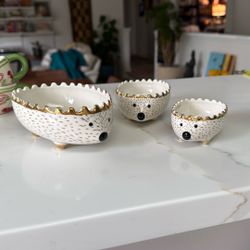 Hedgehog Measuring Or Condiment Containers