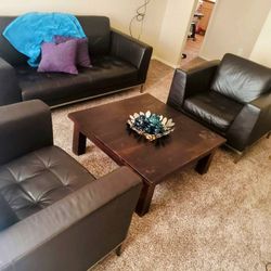 Couch, chairs, coffee table set (Copenhagen) 