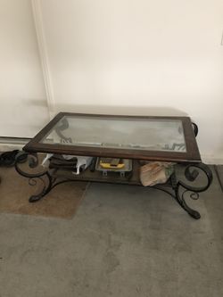 Table/ desk/ living room table stand