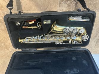 Selmer Saxophone AS300