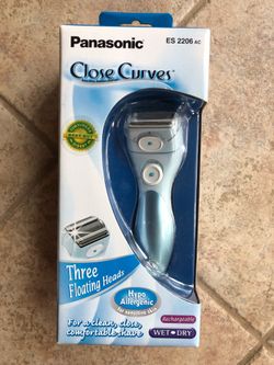 Panasonic Close Curves Rechargable Razor New