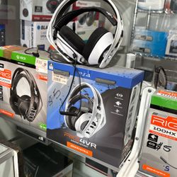 Xbox Or PS5 plantronics Headphones 