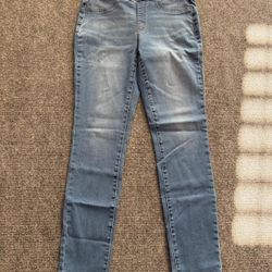 Sonoma slimming jeggings size 8