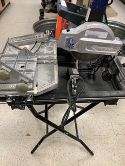 Wet tile saw
