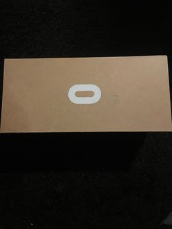 Oculus Quest 2 VR Headset With Box