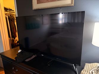 ONN Roku TV Flat Screen Television
