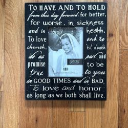 Wooden photo frame 
