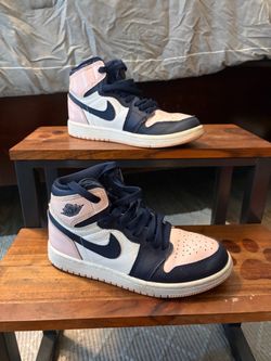 Air Jordan 1 High Top Sneakers size 2.5