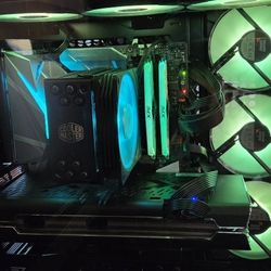 Gaming PC RX 5700 XT / i7-8700K / 16GB / 1TB NVMe / RGB