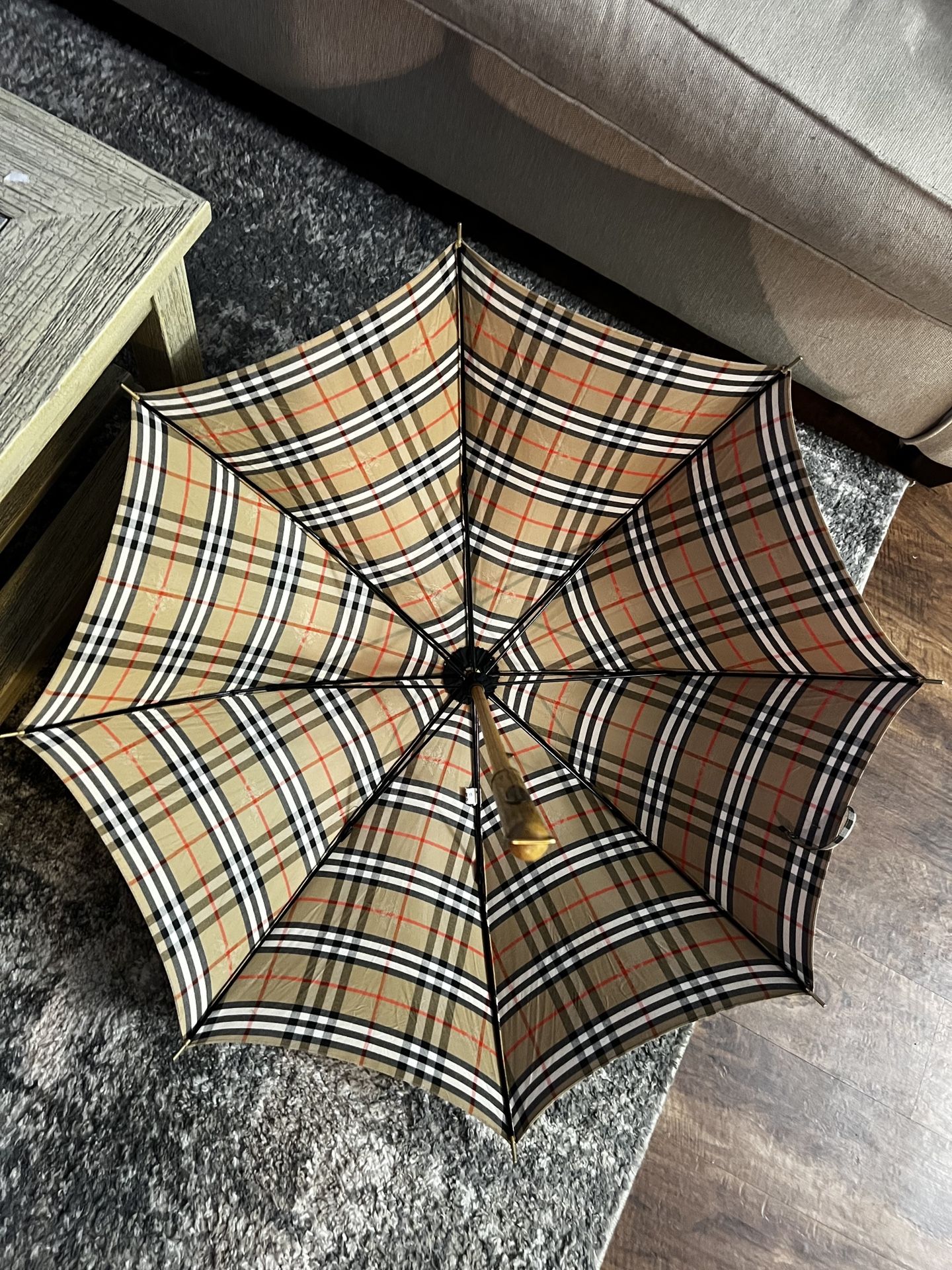 Burberry umbrella cheap wooden handle