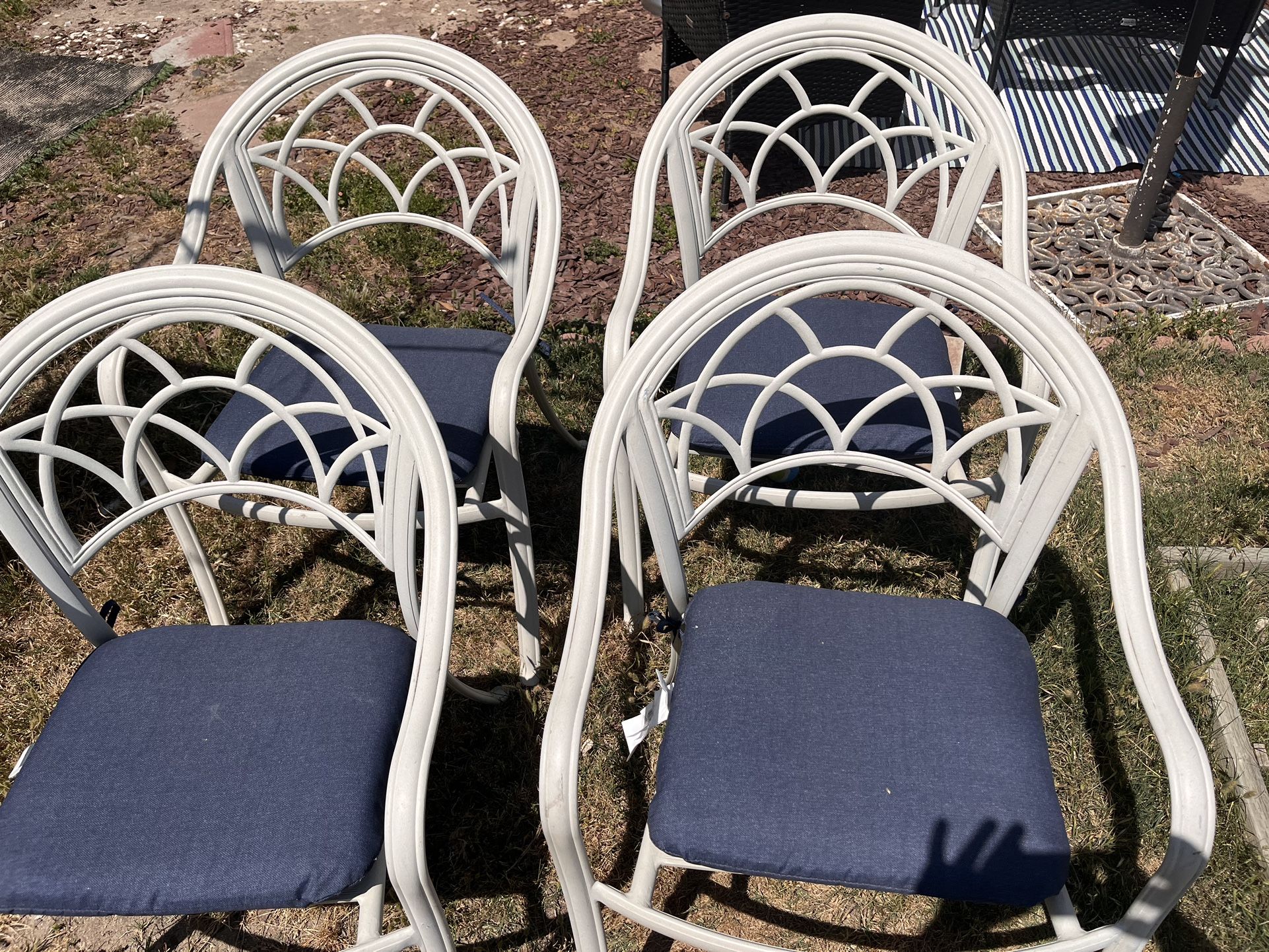 4 Patio Chairs for Sale in Temecula, CA OfferUp