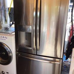 GE French Door Refrigerator 