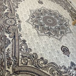 Ancient White And Gray Rugs 