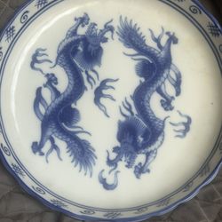 BLUE AND WHITE DRAGON DISH