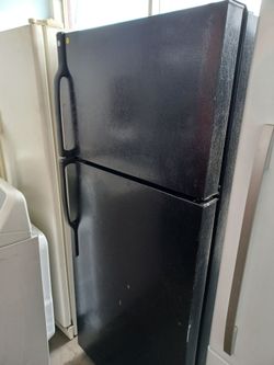 GE Black Top Frezzer Refrigerator