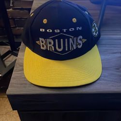 Vintage Boston Bruins Hat