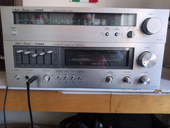 Fisher Stereo TUNER AND AMPLIFIER 