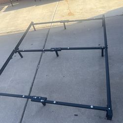 Metal adjustable bed frame