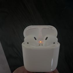 For Parts: Apple AirPods Gen 2