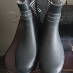 London Fog Rain Boots Size 9
