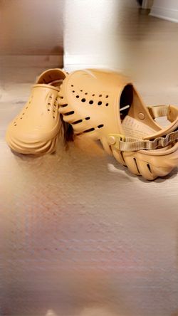 Crocs Echo Clogs Tan/Wheat