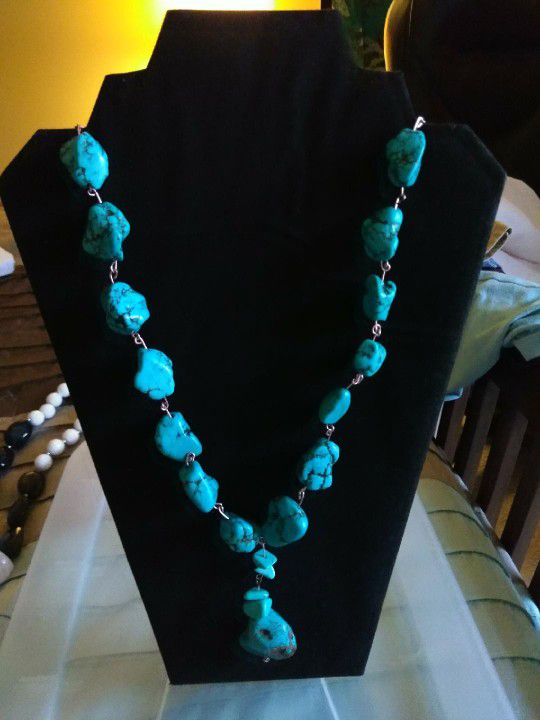 Handmade Turquoise Necklace And Earring Set USA