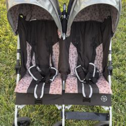 Selling double stroller.